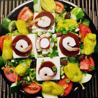 Woody's Famous Greek Salad Bowl